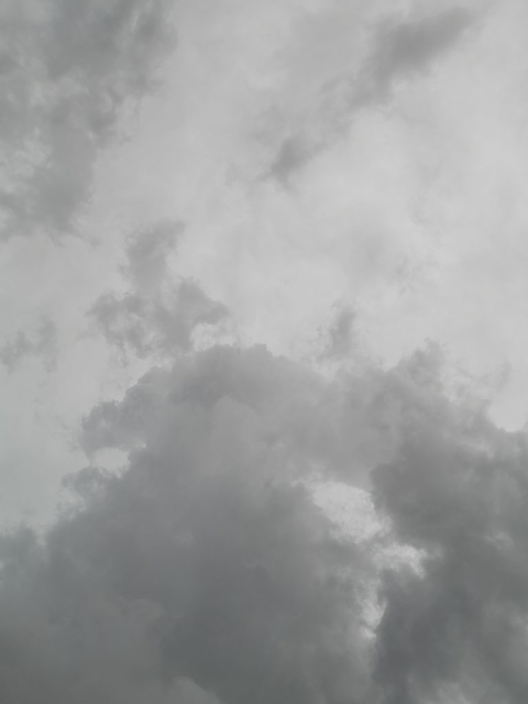 Cielo con nubes de tormenta / Cel amb núvols de tempesta